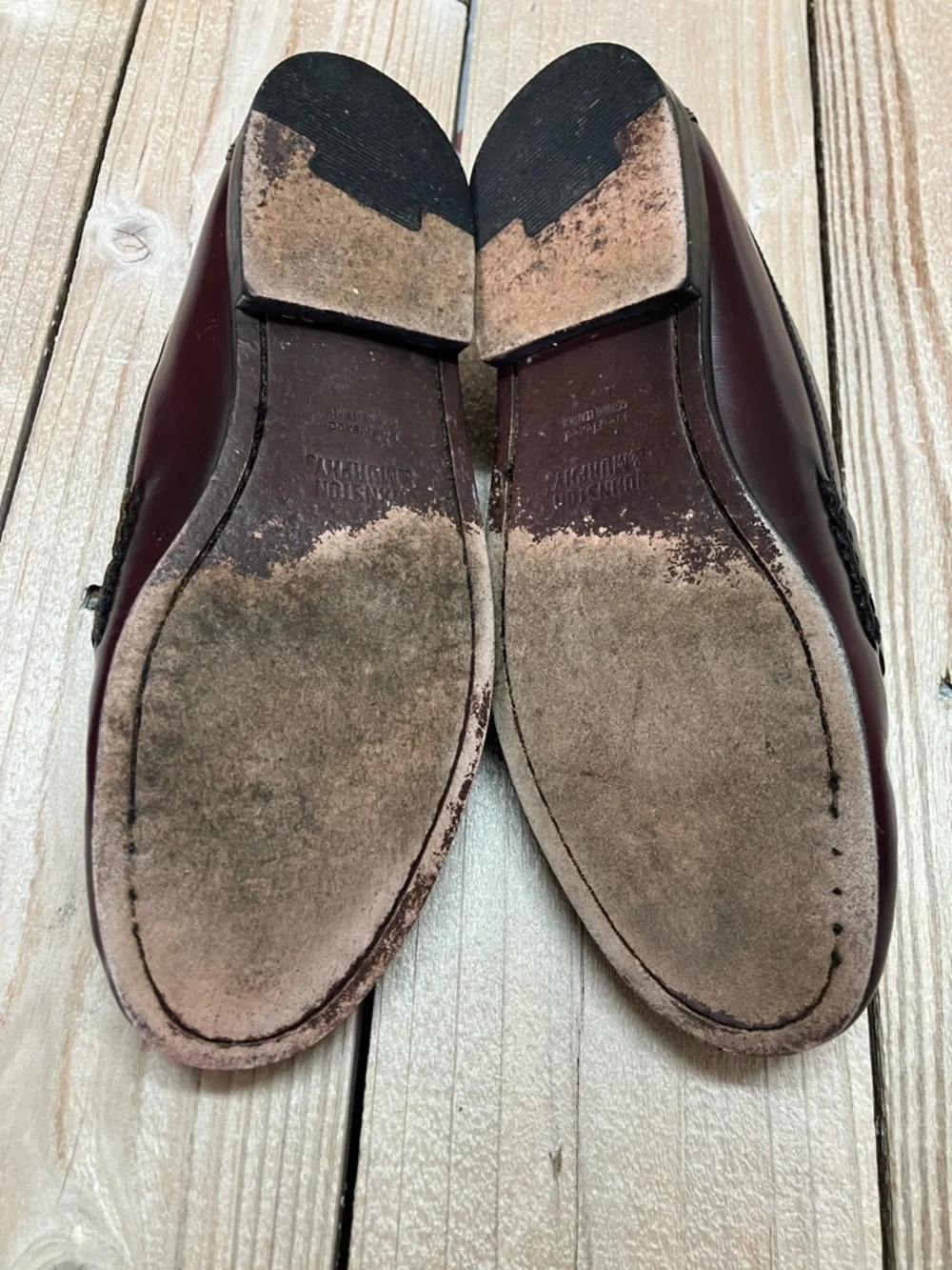 Johnston & Murphy Men’s Maroon Leather Tassel Loafers